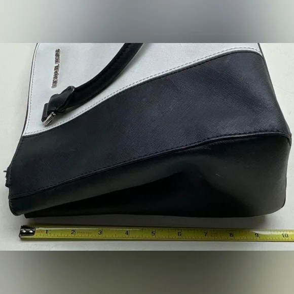 Michael Kors Black and White Women's Bag - Picture 10 of 11
